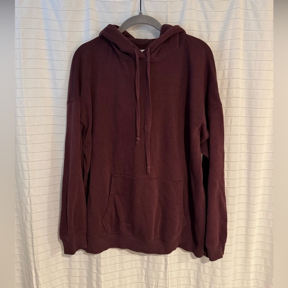 American Eagle Outfitters Tops - American Eagle Outfitters Oversized Lightweight Maroon Hoodie Size Medium
